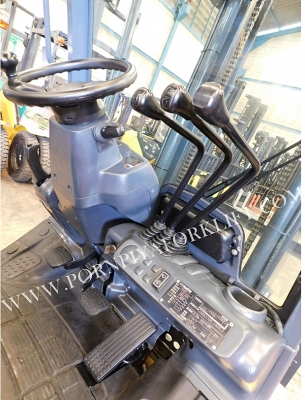 จำหน่าย Forklift KOMATSU FD25T-17