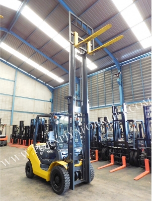 จำหน่าย Forklift KOMATSU FD25T-17 จำหน่าย Forklift KOMATSU FD25T-17