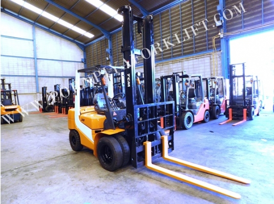 จำหน่าย Forklift TCM FD30C6H
