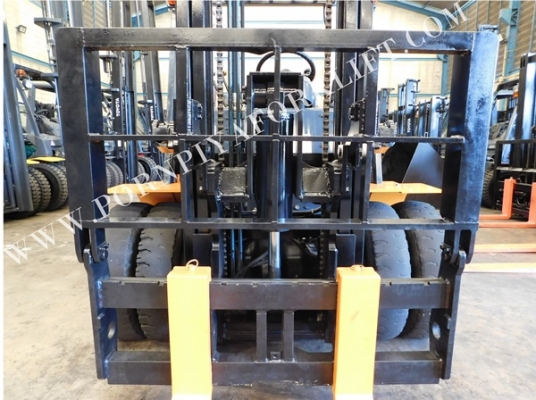 จำหน่าย Forklift TCM FD30C6H