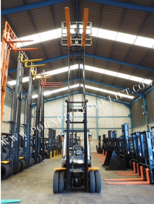 จำหน่าย Forklift TCM FD30C6H จำหน่าย Forklift TCM FD30C6H