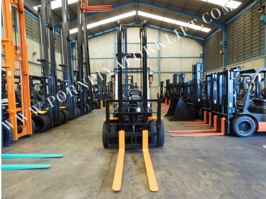 จำหน่าย Forklift TCM FD30C6H จำหน่าย Forklift TCM FD30C6H