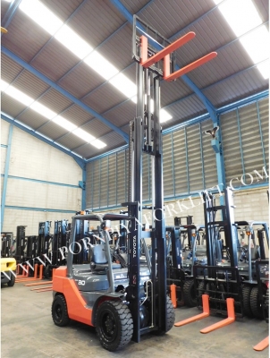 จำหน่ายรถ Forklift TOYOTA 52-8FD30