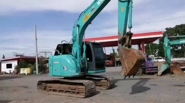 KOBELCO SK135 yy05 ช่วงล่างสวย เอวแน่นราคา 1,350,000 บาท ครับ