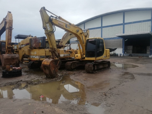 ขายด่วน KOMATSU PC-120-6 รถสมบูรณ์ พร้อมใช้งาน ไฟฟ้าครบ แอร์เย็น ช่วงล่างสวย เครื่องปั้มดีเยี่ยม เอกสารใบแจ้งจำหน่าย รถเก่านอก มีไลน์หัวแย็ก สนใจสอบถาม 093_0764943  คุณ ตั้ม
