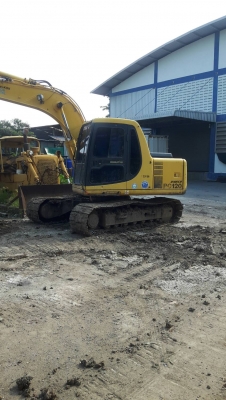 ขายด่วน KOMATSU PC-120-6 รถสมบูรณ์ พร้อมใช้งาน ไฟฟ้าครบ แอร์เย็น ช่วงล่างสวย เครื่องปั้มดีเยี่ยม เอกสารใบแจ้งจำหน่าย รถเก่านอก มีไลน์หัวแย็ก สนใจสอบถาม 093_0764943  คุณ ตั้ม