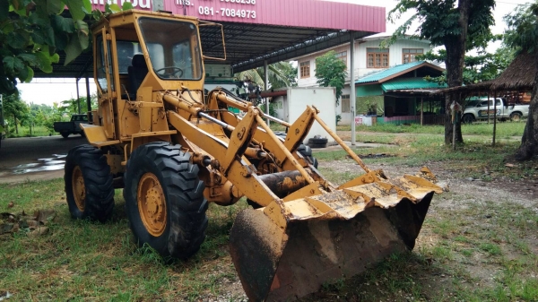 ขายด่วนรถตีกCAT910รถนอกนำเข้าใช้งานได้ดีๆๆ