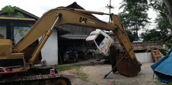 ขาย 495,000 CAT E 110 B เครื่องดี ปั้มแรง เอวแน่น ช่วงล่างแน่น รถพร้อมใช้งาน เอกสารเล่มทะเบียน รถอยู่ นครสวรรค์ 090-772-3710 090-772-3708