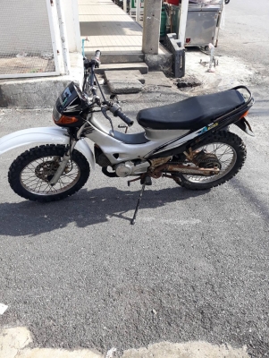 ัyamaha jr 120cc.มีใบแจ้งความให้ 5400.-