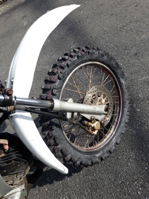 ัyamaha jr 120cc.มีใบแจ้งความให้ 5400.-