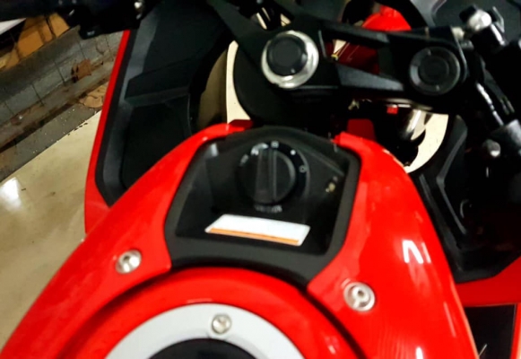gsx-r 150 สีแดง ไมล์ 2 พันโล รถสวยน้องๆป้ายแดงเลยครับ 54,900