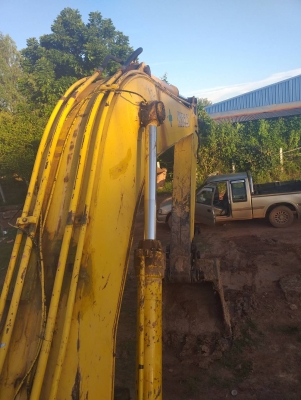 ขายด่วน KOBELCO SK220 MART III สภาพพร้อมใช้งาน เครื่องปั้มดี เอกสัญญาซื้อขาย สนใจ สอบถาม 093 0764943  คุณ ตั้ม