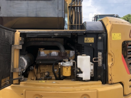 ขายรถขุด CAT 305CSR ปี 2009 นำเข้าเองจากญี่ปุ่น สภาพสวยพร้อมใช้ มีVDOการทำงานครับ