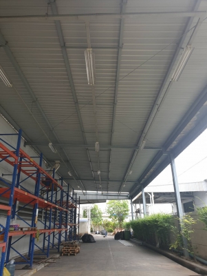 โครงสร้าง กว้าง 9 เมตรยาว 18 เมตร เป็นส่วนต่อเติม 50,000 บาท