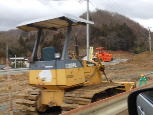 ขายรถแทรกเตอร์นำเข้าจากญี่ปุ่น KOMATSU D20PL-7E สภาพสวย พร้อมใช้งาน ชั่วโมง การทำงานน้อย สนใจสอบถามได้ที่ 089-2579650