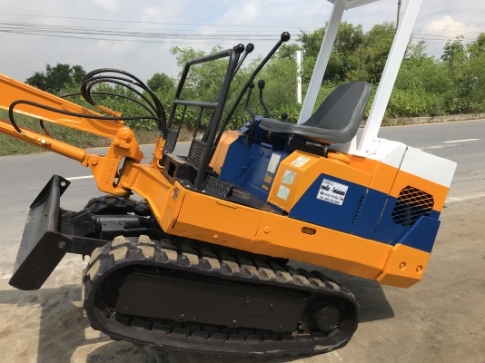 komatsu pc05-6สภาพดีเก่าญี่ปุ่น มีใบอินวอยไม่เคยใช้ในไทย