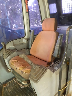 ขายรถแบคโฮ KOBELCO SR200-6 YN08 SUPER