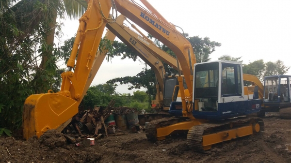ขาย!!KOMATSU PC120-3 ตรวจเช็คทำสีใหม่ทั้งคัน พร้อมใช้งาน
