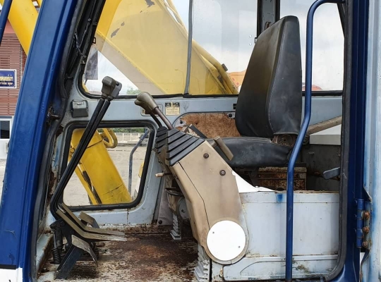 ขายด่วน735,000บาทรถแบคโฮKOBELCO-SK200MARK3มาร์ทีรถนอกเพิ่งนำเข้าจากญี่ปุ่นยังไม่เคยใช้งานในเมืองไทยเลยบูมอาร์มสวยช่วงล่างเต็มเอวเเน่นเครื่องดีปั้มดีไฟฟ้าครบซีเรียสสูงเร็วเเรงไม่โหลดรถสวยสถาพเดิมๆดีพร้อมใช้เอกสารอินวอย 081-989-1989หรั่ง