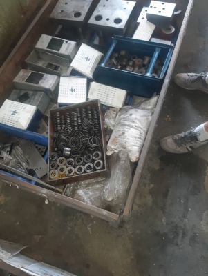 C Frame ติดบนเครื่องปั๊ม พร้อมทูล พั้นช์ ได จำนวนมาก ทำมา ประมาณ 10 ล้านขึ้น ขาย 250,000 บาท C Frame ติดบนเครื่องปั๊ม พร้อมทูล พั้นช์ ได จำนวนมาก ทำมา ประมาณ 10 ล้านขึ้น ขาย 250,000 บาท