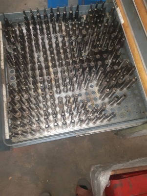 C Frame ติดบนเครื่องปั๊ม พร้อมทูล พั้นช์ ได จำนวนมาก ทำมา ประมาณ 10 ล้านขึ้น ขาย 250,000 บาท C Frame ติดบนเครื่องปั๊ม พร้อมทูล พั้นช์ ได จำนวนมาก ทำมา ประมาณ 10 ล้านขึ้น ขาย 250,000 บาท