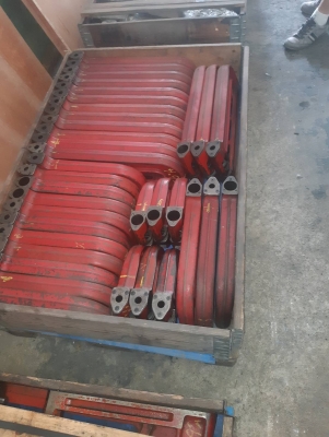 C Frame ติดบนเครื่องปั๊ม พร้อมทูล พั้นช์ ได จำนวนมาก ทำมา ประมาณ 10 ล้านขึ้น ขาย 250,000 บาท C Frame ติดบนเครื่องปั๊ม พร้อมทูล พั้นช์ ได จำนวนมาก ทำมา ประมาณ 10 ล้านขึ้น ขาย 250,000 บาท