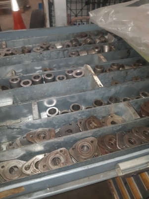 C Frame ติดบนเครื่องปั๊ม พร้อมทูล พั้นช์ ได จำนวนมาก ทำมา ประมาณ 10 ล้านขึ้น ขาย 250,000 บาท C Frame ติดบนเครื่องปั๊ม พร้อมทูล พั้นช์ ได จำนวนมาก ทำมา ประมาณ 10 ล้านขึ้น ขาย 250,000 บาท