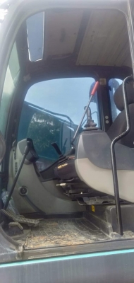 ขายแบคโฮ KOBELCO sk200-8 Super ขายแบคโฮ KOBELCO sk200-8 Super