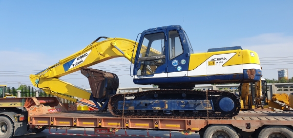 ขายด่วนรถแบคโฮKOBELCO-SK200MARK3มาร์ทีรถนอกเพิ่งนำเข้าจากญี่ปุ่นยังไม่เคยใช้งานในเมืองไทยเลย