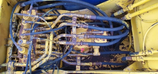 ขายด่วนรถแบคโฮKOBELCO-SK200MARK3มาร์ทีรถนอกเพิ่งนำเข้าจากญี่ปุ่นยังไม่เคยใช้งานในเมืองไทยเลย