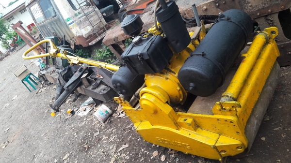 รถบดเดินตาม BOMAG รุ่นBW75S มือสองญี่ปุ่น ขนาดใหญ่ 1 ตัน บดอัดสั่นสเทือนได้ เครื่องดีเซล1สูบ สภาพดีพร้อมใช้งาน 88000 โทร 084-5424150