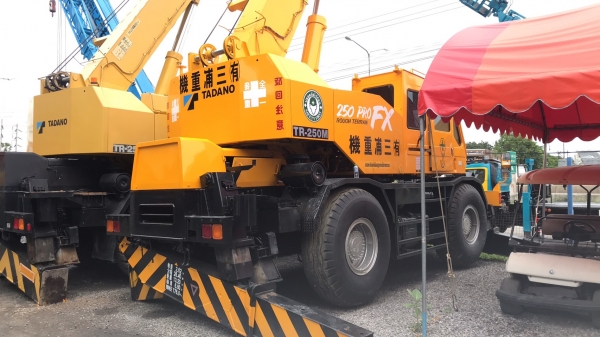 ขายรถเครน M4-M5-M6-25ตัน4ล้อ มีจัดไฟแนนซ์หลักจัดไม่ผ่าน มีไฟแนนซ์รองรับจัดผ่านแน่นอน