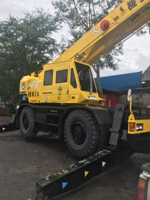 ขายรถเครน M4-M5-M6-25ตัน4ล้อ มีจัดไฟแนนซ์หลักจัดไม่ผ่าน มีไฟแนนซ์รองรับจัดผ่านแน่นอน