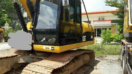 ขาย.CAT320D มี2คันคันที่1 ไมล์6500ชม.คันที่2 ไมล์5700ชม.เอกสารพร้อมโอนราคาคันละ 2,200,000 ขาย.CAT320D มี2คันคันที่1 ไมล์6500ชม.คันที่2 ไมล์5700ชม.เอกสารพร้อมโอนราคาคันละ 2,200,000