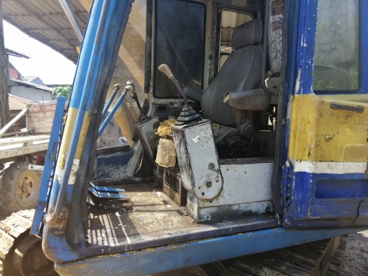 รถขุด KOBELCO SK03 สภาพใช้งานได้ปกติ