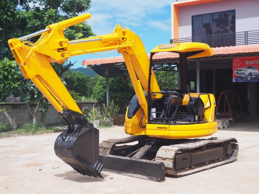 390,000บาท KOMATSU. PC50UU-2ภาคเหนือส่งฟรี