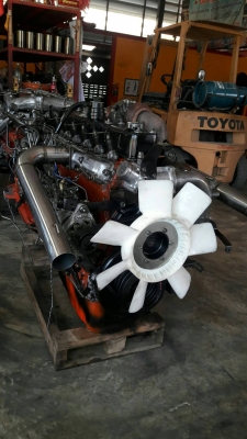 เครื่องยนต์อีซูสุ6SD1TC--3#300แรงม้าสวยมากสมบูรณ์พร้อมใช้ครับ