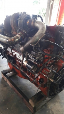 เครื่องยนต์อีซูสุ6SD1TC--3#300แรงม้าสวยมากสมบูรณ์พร้อมใช้ครับ