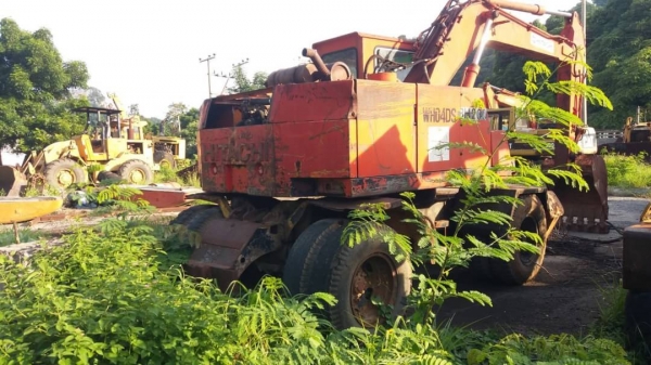 ขาย 325,000 รถแบคโฮล้อยาง HITACHI WH04DS 2 เพลา พร้อมลายหัวเจาะ เครื่องดี ปั้มแรง เอวแน่น ยางดี มีเท้าช้าง รถพร้อมใช้  รถอยู่ สระบุรี 090-772-3710 090-772-3708