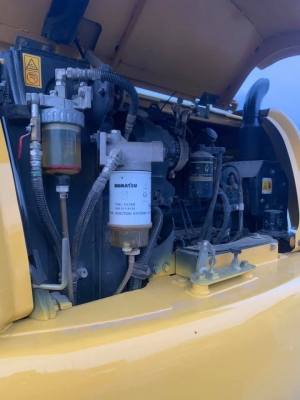 KOMATSU 70-8  ราคา 1,200,000 ระบบเต็ม แอร์เย็น เครื่องดี เอกสาชุดจด สนใจติดต่อ 081-989-1989 หรั่งครับ