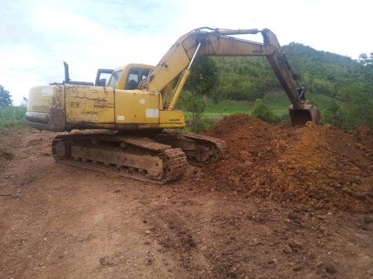 ขายด่วนแค่วันที่20นี้เท่านั้นKOMATSU PC200-6 รถพร้อมใช้เอกสารเล่มทะเบียนราคา 480,000 ต่อรอง