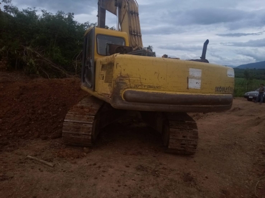 ขายด่วนแค่วันที่20นี้เท่านั้นKOMATSU PC200-6 รถพร้อมใช้เอกสารเล่มทะเบียนราคา 480,000 ต่อรอง