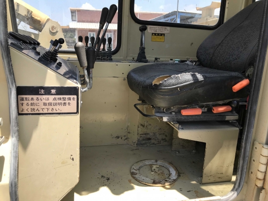 ขายรถเจาะ INGERSOLLRAND รุ่น CDH-821C รถนำเข้าจากญี่ปุ่น สภาพสวย ราคาถูกครับ ขายรถเจาะ INGERSOLLRAND รุ่น CDH-821C รถนำเข้าจากญี่ปุ่น สภาพสวย ราคาถูกครับ