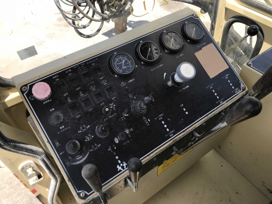 ขายรถเจาะ INGERSOLLRAND รุ่น CDH-821C รถนำเข้าจากญี่ปุ่น สภาพสวย ราคาถูกครับ ขายรถเจาะ INGERSOLLRAND รุ่น CDH-821C รถนำเข้าจากญี่ปุ่น สภาพสวย ราคาถูกครับ