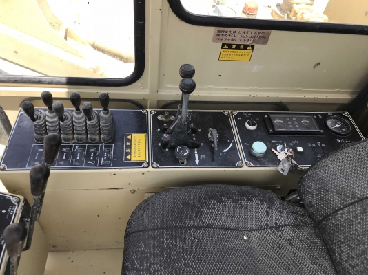 ขายรถเจาะ INGERSOLLRAND รุ่น CDH-821C รถนำเข้าจากญี่ปุ่น สภาพสวย ราคาถูกครับ ขายรถเจาะ INGERSOLLRAND รุ่น CDH-821C รถนำเข้าจากญี่ปุ่น สภาพสวย ราคาถูกครับ