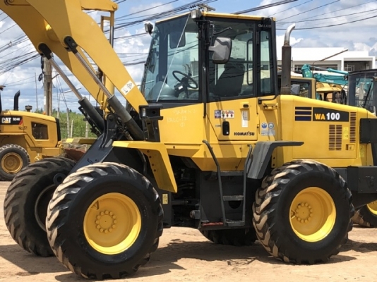 ขายรถตักล้อยาง KOMATSU WA100-5 นำเข้าเองจากญี่ปุ่น สภาพสวยพร้อมใช้งาน มีVDOการทำงานครับ