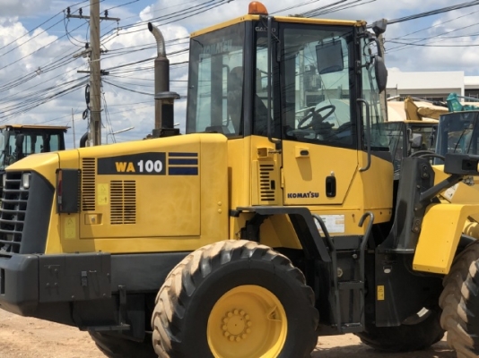 ขายรถตักล้อยาง KOMATSU WA100-5 นำเข้าเองจากญี่ปุ่น สภาพสวยพร้อมใช้งาน มีVDOการทำงานครับ