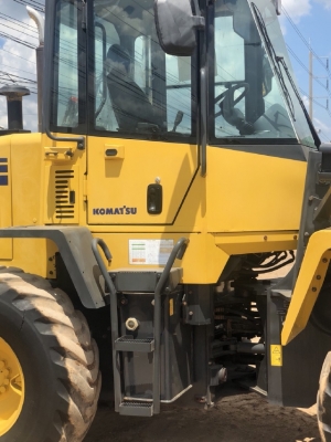 ขายรถตักล้อยาง KOMATSU WA100-5 นำเข้าเองจากญี่ปุ่น สภาพสวยพร้อมใช้งาน มีVDOการทำงานครับ