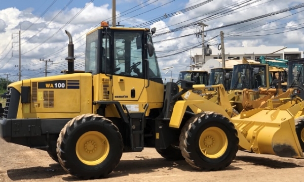 ขายรถตักล้อยาง KOMATSU WA100-5 นำเข้าเองจากญี่ปุ่น สภาพสวยพร้อมใช้งาน มีVDOการทำงานครับ