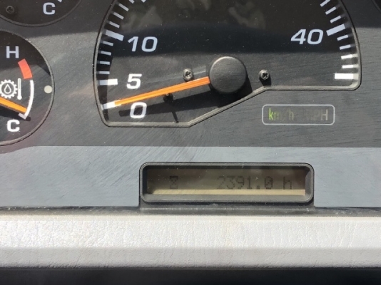 ขายรถตักล้อยาง KOMATSU WA100-5 นำเข้าเองจากญี่ปุ่น สภาพสวยพร้อมใช้งาน มีVDOการทำงานครับ